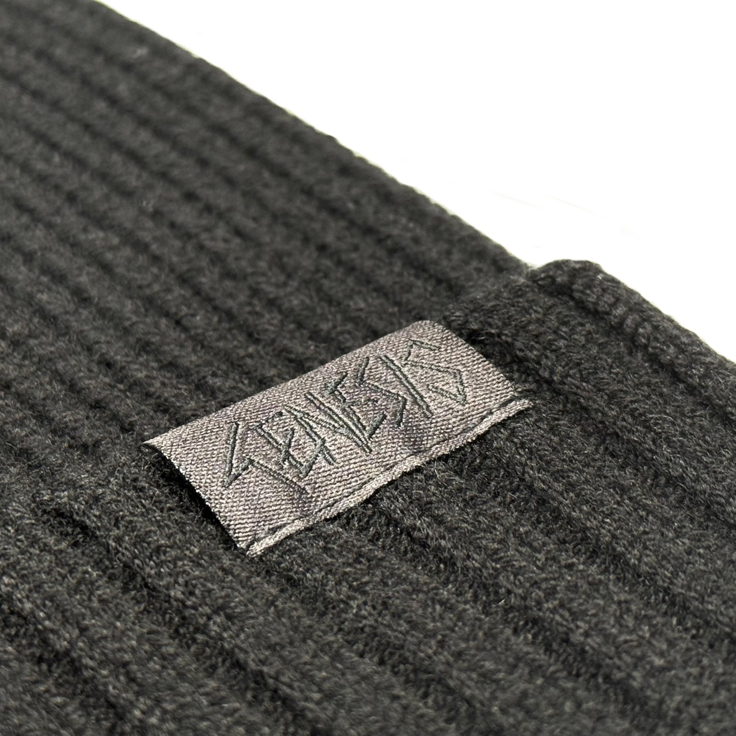 ALL BLACK BEANIE
